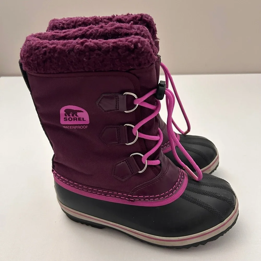 Sorel Snow Boots Girls Size 3 Purple Pink Waterproof‎ Fur Lined Lace-Up Winter